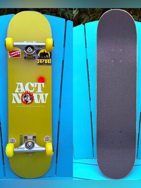 Globe Skateboards GI Act Now Complete Skateboard 8.0” Independent Hollow Trucks